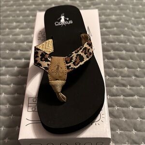 Corkys Black and Leopard Flip Flops kids size 2